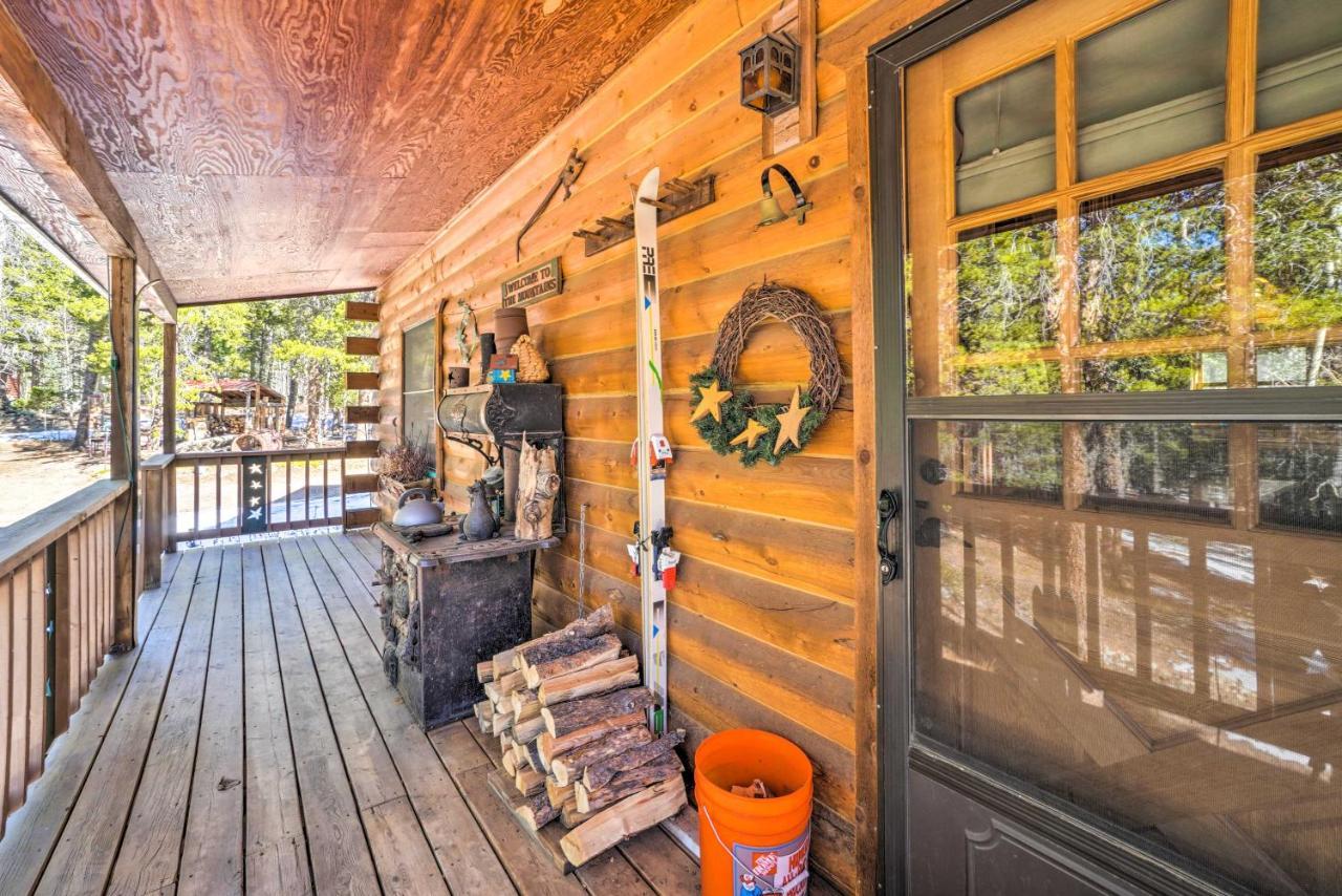 Secluded Black Hawk Log Cabin With Fire Pit! ภายนอก รูปภาพ