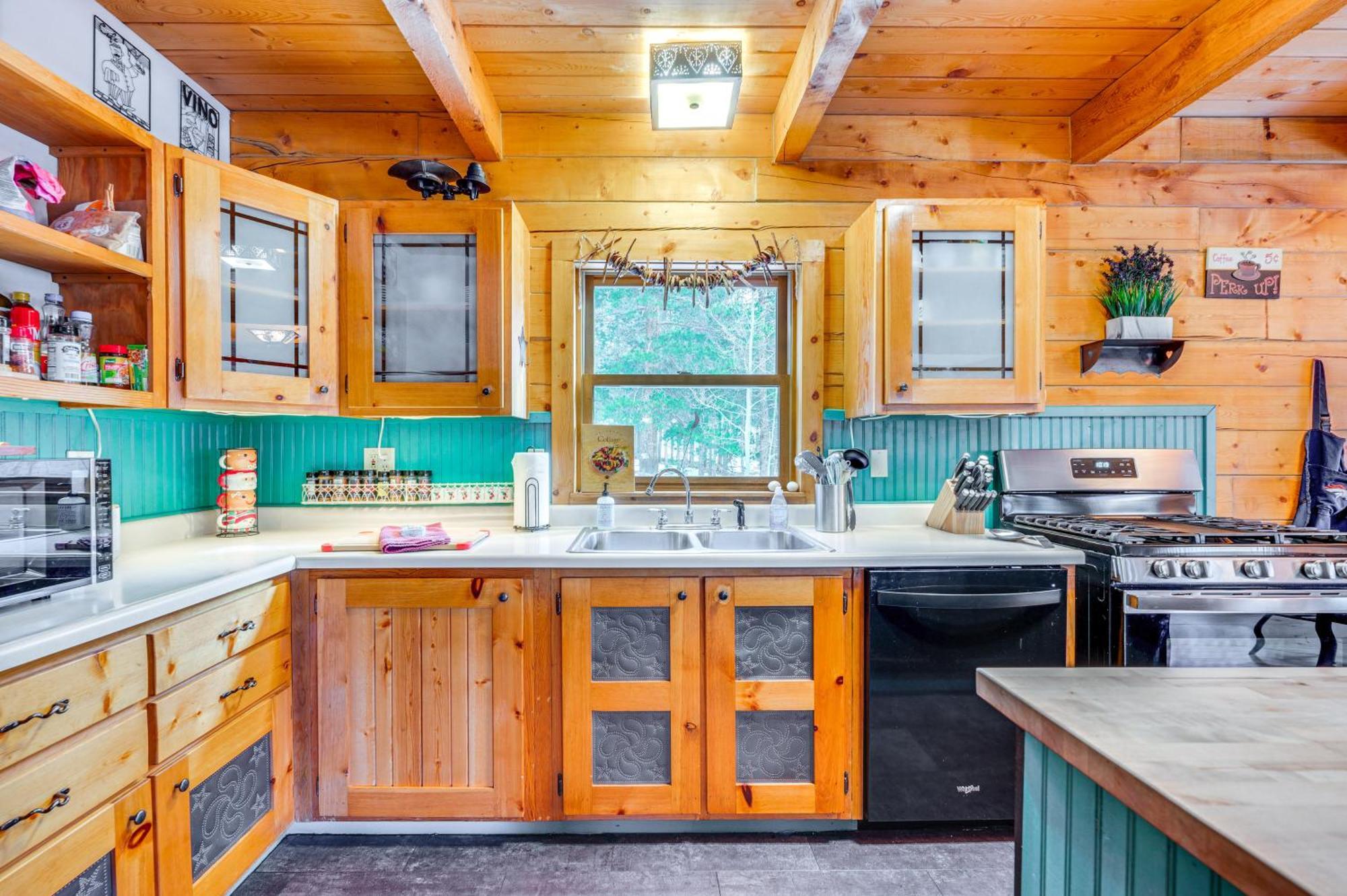 Secluded Black Hawk Log Cabin With Fire Pit! ภายนอก รูปภาพ